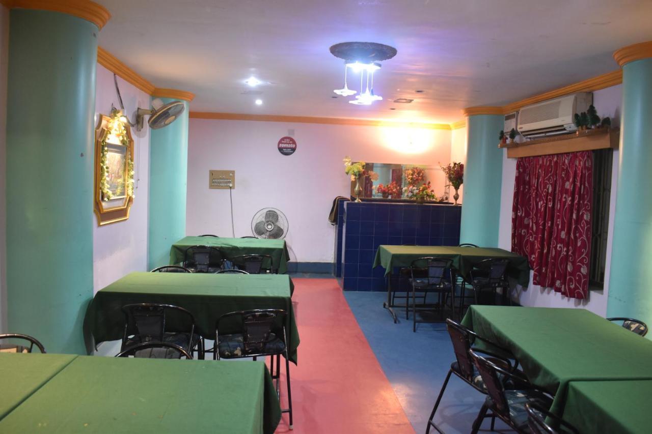 Hotel Suraj Balasore Buitenkant foto