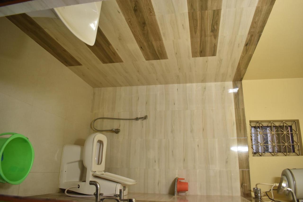 Hotel Suraj Balasore Buitenkant foto