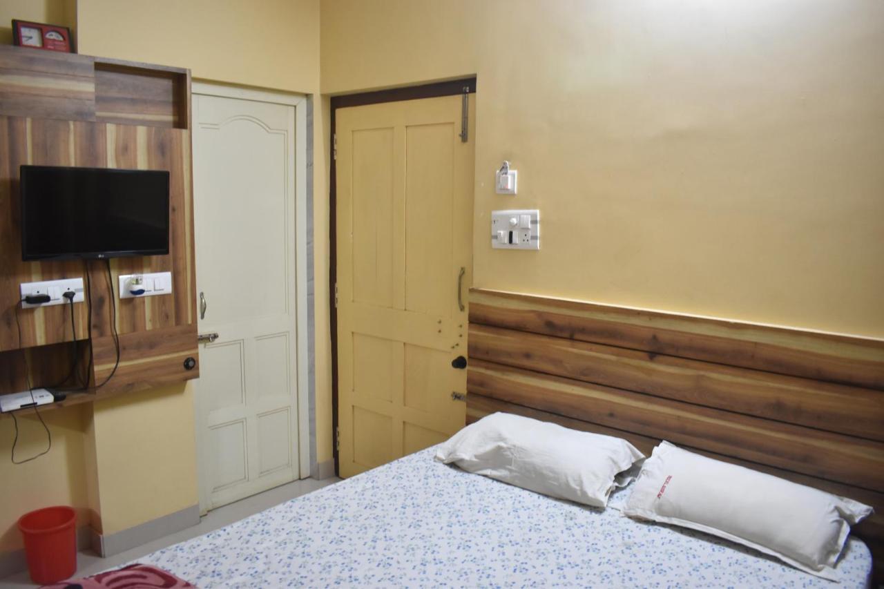 Hotel Suraj Balasore Buitenkant foto